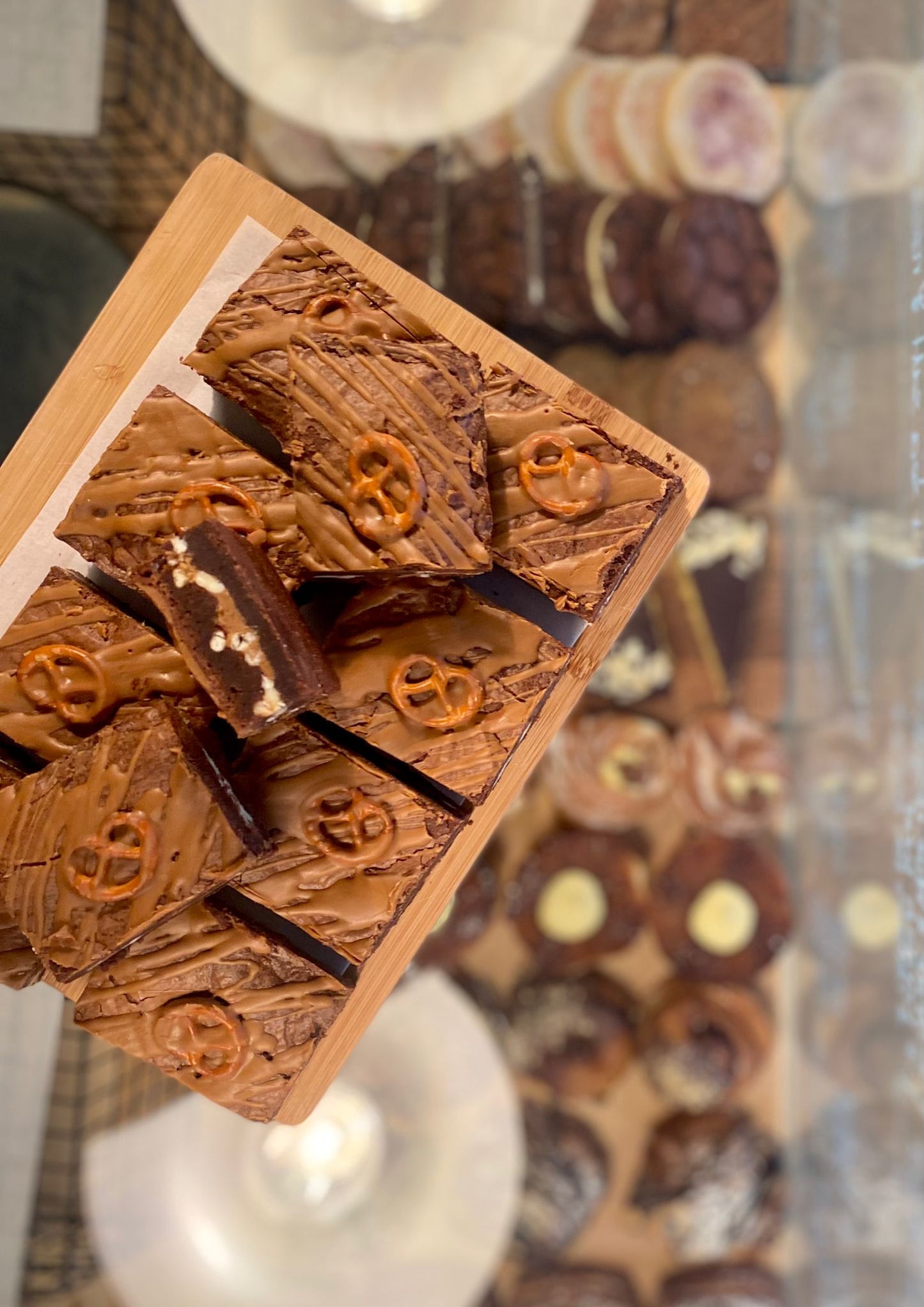 Pretzel, White Chocolate + Biscoff Brownie Tray (Christmas Preorder)